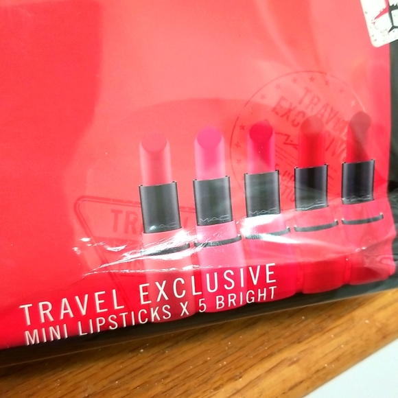 MAC COSMETICS LIPSTICK SET - Picture 5 of 8